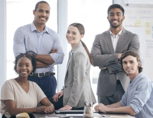 O seguro de vida corporativo é uma opção de proteção coletiva adotada por empresas em benefício de seus empregados.